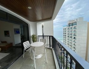 Apartamento com Vista para o Mar no Guarujá varanda guaruja (Ed. Monaco).jpeg